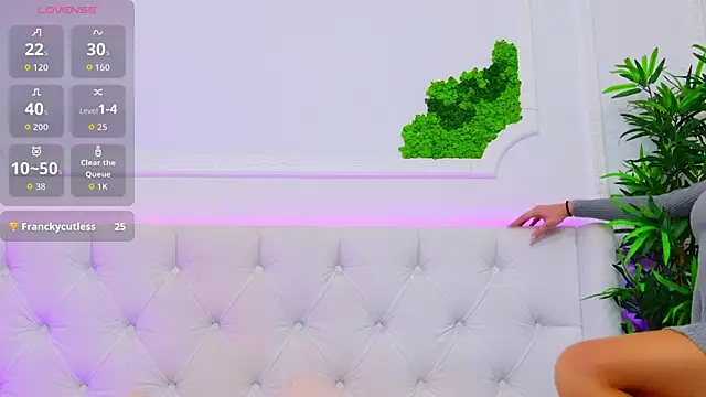 ElisaCharm online show from 14, 1, 2026