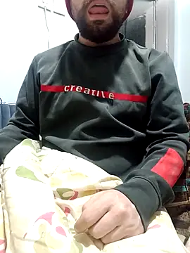 Snapshot of lazzzz09 chatting on 2, 12, 2025 lazzzz09 online show from 2, 12, 2025