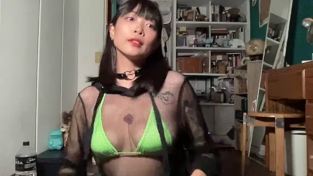 Snapshot of tw_tansan chatting on 25, 10, 2025 tw tansan online show from 25, 10, 2025