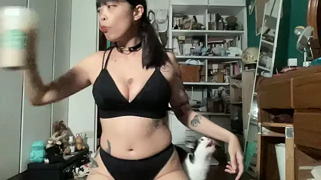 Snapshot of tw_tansan chatting on 26, 11, 2025 tw tansan online show from 26, 11, 2025