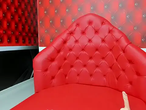 Snapshot of Bianca_Millf chatting on 24, 11, 2025 Bianca Millf online show from 24, 11, 2025