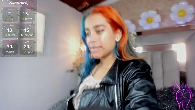 Cristall ravven online show from 12, 11, 2025