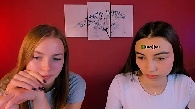 Snapshot of kira_light__ chatting on 4, 11, 2025 kira light online show from 4, 11, 2025