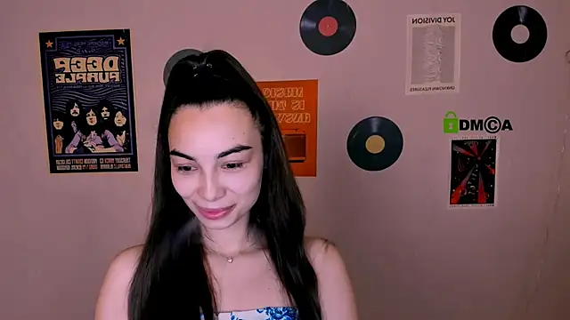 Snapshot of kira_light__ chatting on 21, 11, 2025 kira light online show from 21, 11, 2025