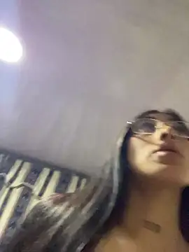 Violeet-Smith online show from 1, 3, 2026