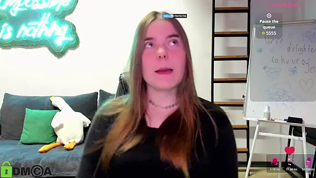 Snapshot of MiraaBloom chatting on 26, 11, 2025 MiraaBloom online show from 26, 11, 2025