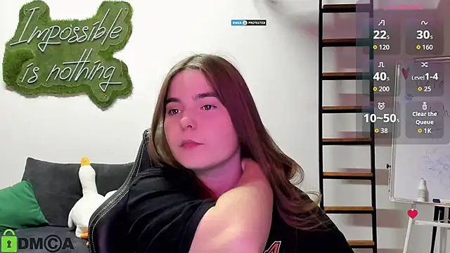 Snapshot of MiraaBloom chatting on 1, 12, 2025 MiraaBloom online show from 1, 12, 2025