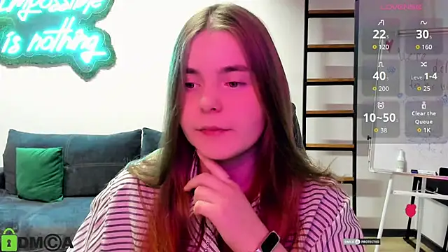 Snapshot of MiraaBloom chatting on 3, 12, 2025 MiraaBloom online show from 3, 12, 2025