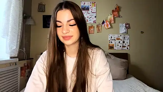 Snapshot of TheRealAnna chatting on 4, 11, 2025 TheRealAnna online show from 4, 11, 2025