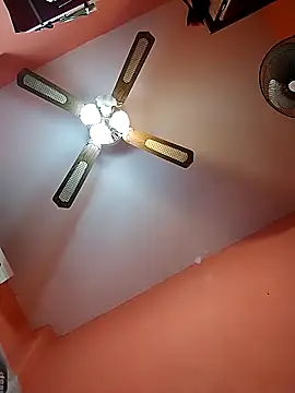 Snapshot of Danii2005 chatting on 30, 10, 2025 Danii2005 online show from 30, 10, 2025