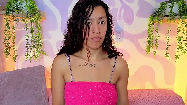 Snapshot of mia_scarlett7 chatting on 9, 7, 2026 mia scarlett7 online show from 9, 7, 2026