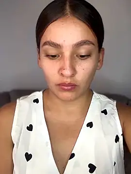 Talia Bonet online show from 5, 12, 2025