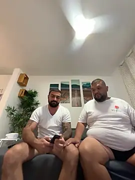 Snapshot of morfeoeros14 chatting on 17, 11, 2025 morfeoeros14 online show from 17, 11, 2025