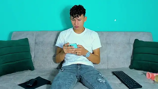 Nicolas Torres  online show from 22, 11, 2025