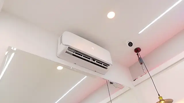 Emily Baby20 online show from 11, 2, 2026