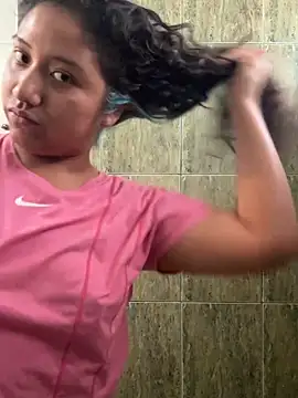 Snapshot of Kmiii21 chatting on 9, 2, 2026 Kmiii21 online show from 9, 2, 2026