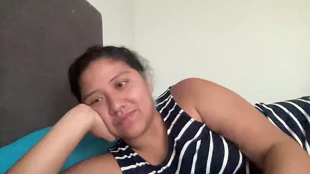 Snapshot of Kmiii21 chatting on 18, 2, 2026 Kmiii21 online show from 18, 2, 2026