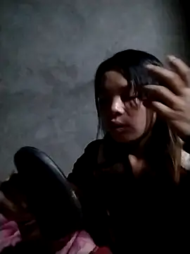 Snapshot of rickkis2k chatting on 30, 11, 2025 rickkis2k online show from 30, 11, 2025