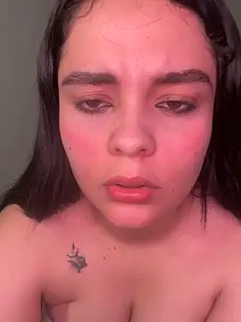 Snapshot of Selena_Roa chatting on 20, 11, 2025 Selena Roa online show from 20, 11, 2025