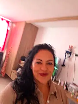 Snapshot of viviana-sexi chatting on 27, 5, 2026 viviana-sexi online show from 27, 5, 2026