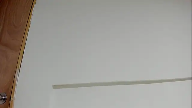 Snapshot of mirandaduboiss chatting on 21, 2, 2026 mirandaduboiss online show from 21, 2, 2026