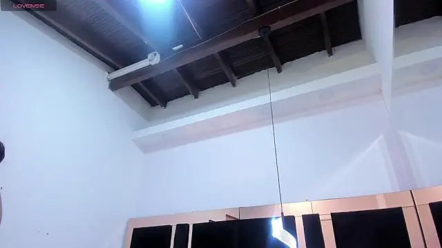 Snapshot of mirandaduboiss chatting on 25, 2, 2026 mirandaduboiss online show from 25, 2, 2026