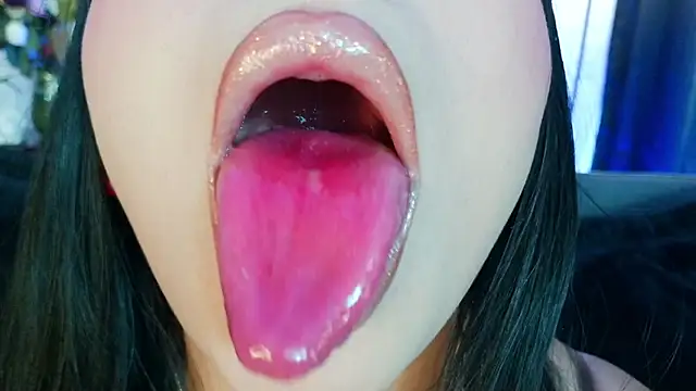 mia roux1 online show from 7, 3, 2026