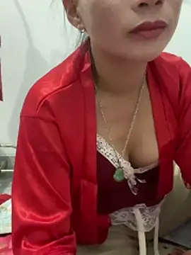 Snapshot of Irin_jo chatting on 27, 11, 2025 Irin jo online show from 27, 11, 2025