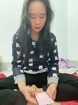 Snapshot of Irin_jo chatting on 5, 12, 2025 Irin jo online show from 5, 12, 2025