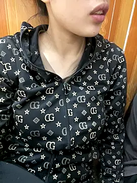 Snapshot of kitty-20x chatting on 23, 10, 2025 kitty-20x online show from 23, 10, 2025