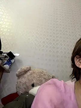 Snapshot of kitty-20x chatting on 15, 12, 2025 kitty-20x online show from 15, 12, 2025