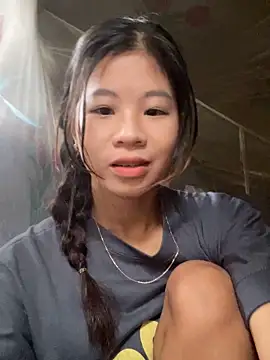 Snapshot of ninixinh chatting on 25, 10, 2025 ninixinh online show from 25, 10, 2025