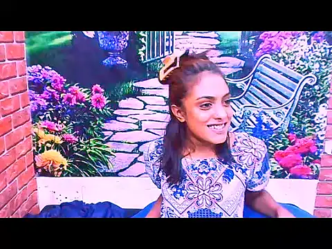 Snapshot of IndianPretty1 chatting on 9, 11, 2025 IndianPretty1 online show from 9, 11, 2025