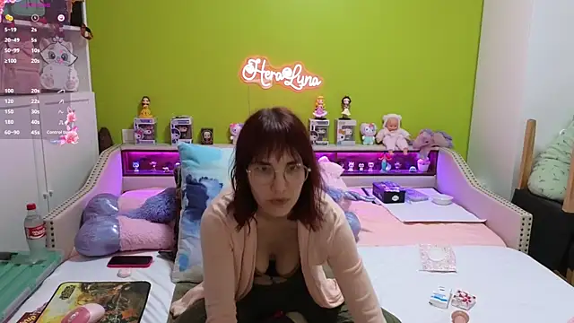  HeraLuna  online show from 24, 2, 2026