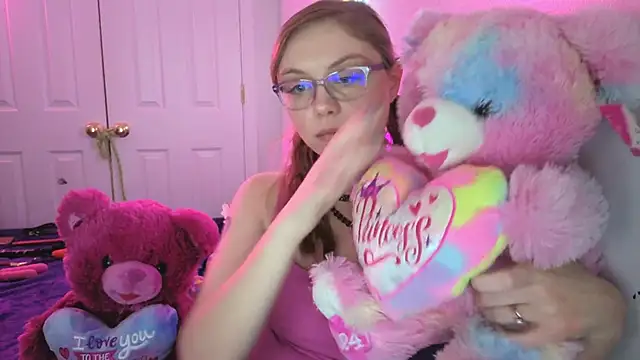 Snapshot of daddysprincess731 chatting on 20, 4, 2026 daddysprincess731 online show from 20, 4, 2026