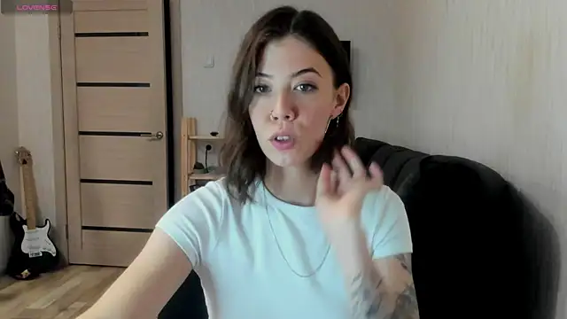 twinkle rosie online show from 23, 11, 2025