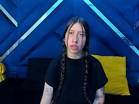 Snapshot of Venus_Morgan chatting on 22, 10, 2025 Venus Morgan online show from 22, 10, 2025