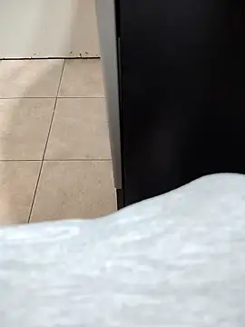 rosmeripelaes online show from 24, 11, 2025