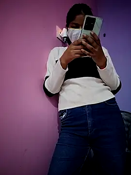 Snapshot of Student_12th chatting on 22, 10, 2025 Student 12th online show from 22, 10, 2025