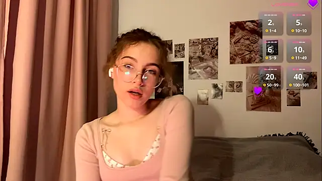 Kira Sanders online show from 15, 12, 2025