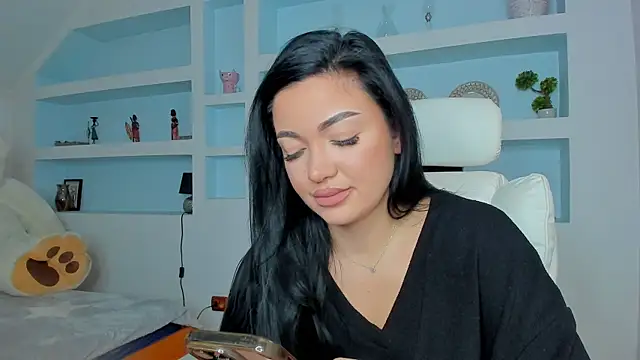 Snapshot of juliexxx chatting on 20, 11, 2025 juliexxx online show from 20, 11, 2025