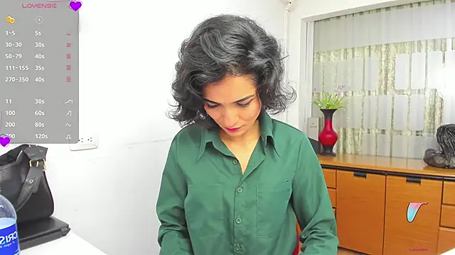 chloehanna online show from 27, 11, 2025