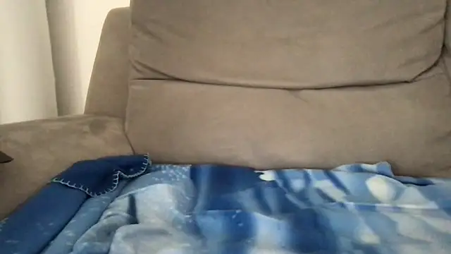 Snapshot of LukaShyGuy chatting on 13, 11, 2025 LukaShyGuy online show from 13, 11, 2025