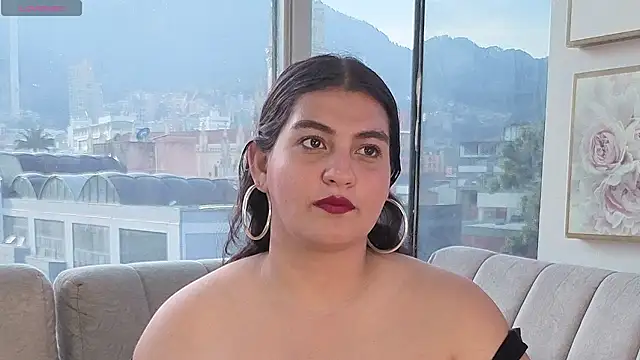 Snapshot of kendra_crow chatting on 11, 11, 2025 kendra crow online show from 11, 11, 2025