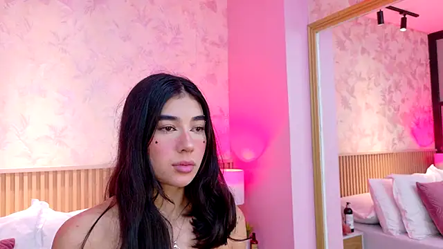 AdelineJhones online show from 14, 12, 2025