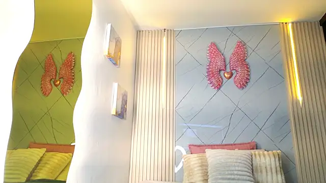 Sara swift9 online show from 19, 11, 2025