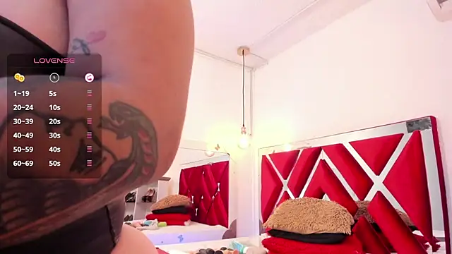 Snapshot of samantaawolf chatting on 28, 11, 2025 samantaawolf online show from 28, 11, 2025