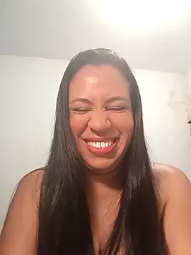 Snapshot of LeilaTaylor chatting on 4, 11, 2025 LeilaTaylor online show from 4, 11, 2025