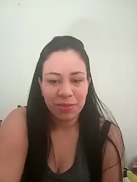 Snapshot of LeilaTaylor chatting on 5, 12, 2025 LeilaTaylor online show from 5, 12, 2025