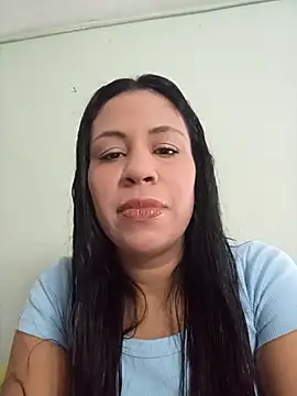 Snapshot of LeilaTaylor chatting on 14, 12, 2025 LeilaTaylor online show from 14, 12, 2025